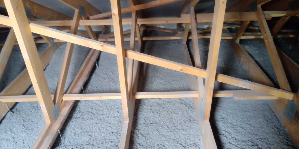 Wdmuchiwanie celulozy, ocieplanie poddasza, WEŁNA CELULOZOWA, izolacje