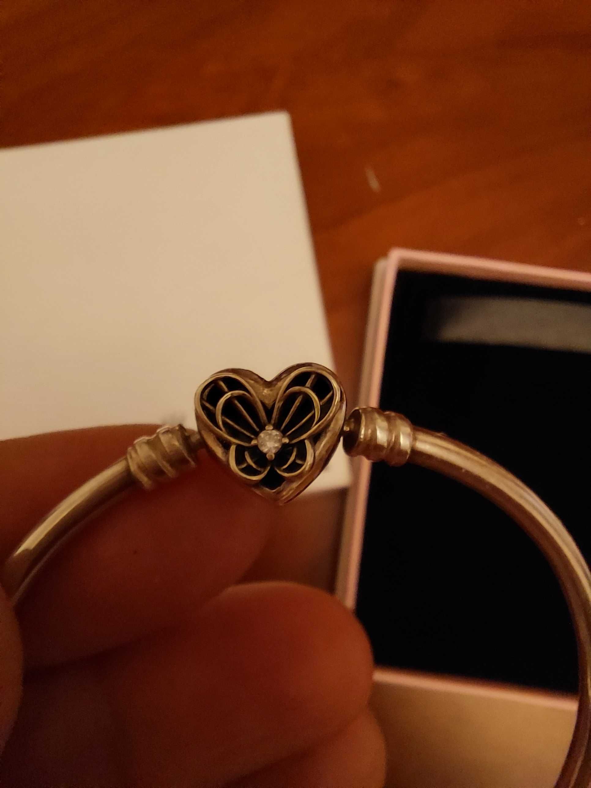 Pulseira Pandora Nova