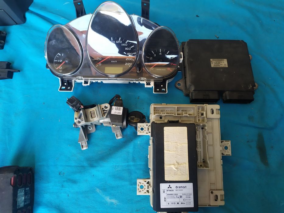Conjunto imobilizador centralina Mitsubishi Colt 1.1 de 2005