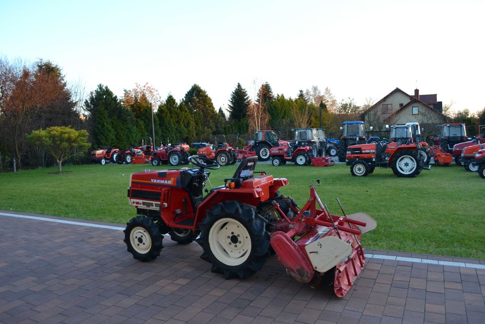 Traktorek japoński mini traktor Kubota M Mitsubishi