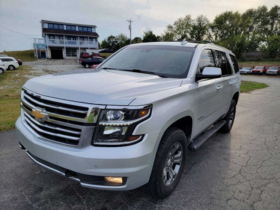 Chevrolet Tahoe LT      2017