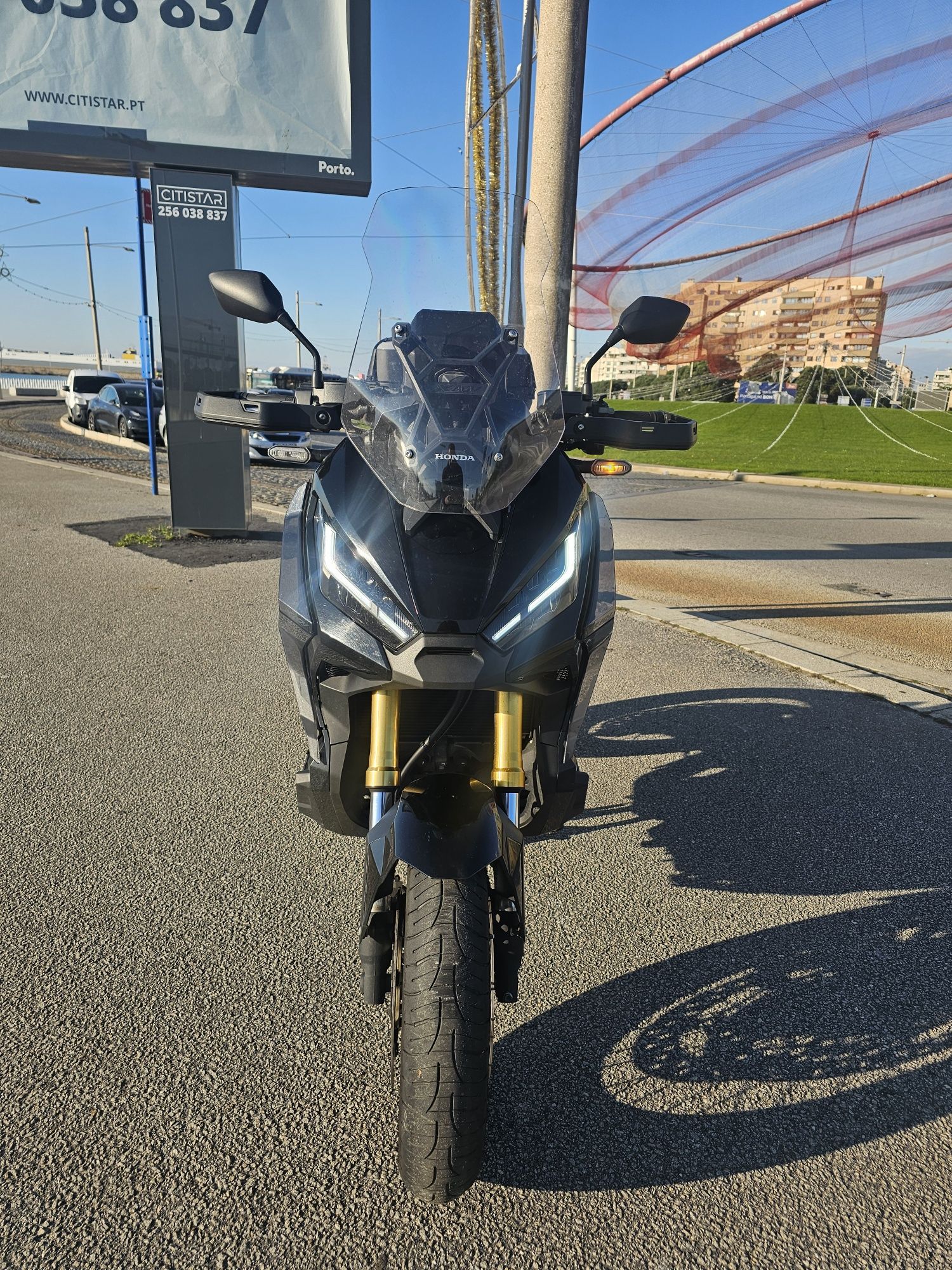 Honda x-adv 750 com Garantia