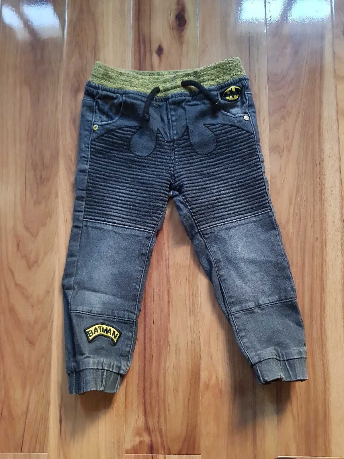 Primark dżinsy czarne Batman superbohater nietoperz  24-36 M 98cm