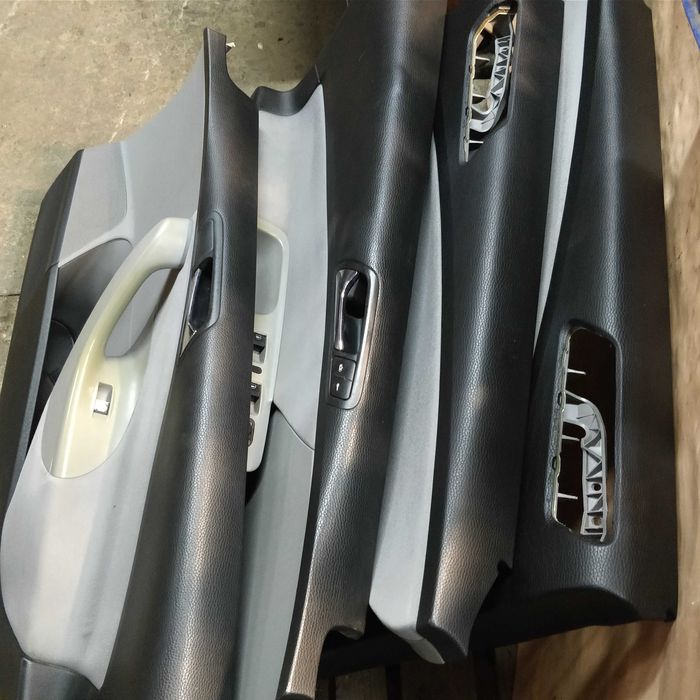 Дверні карти пасат б6