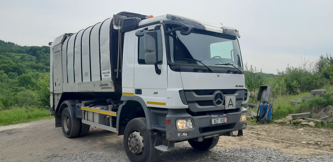 Mercedes Actros 4x4 pod zabudowę wywrotka śmieciarka