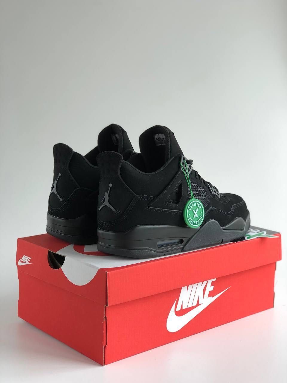 Мужские кроссовки Nike Air Jordan Retro Black Cat. Размеры 40-45