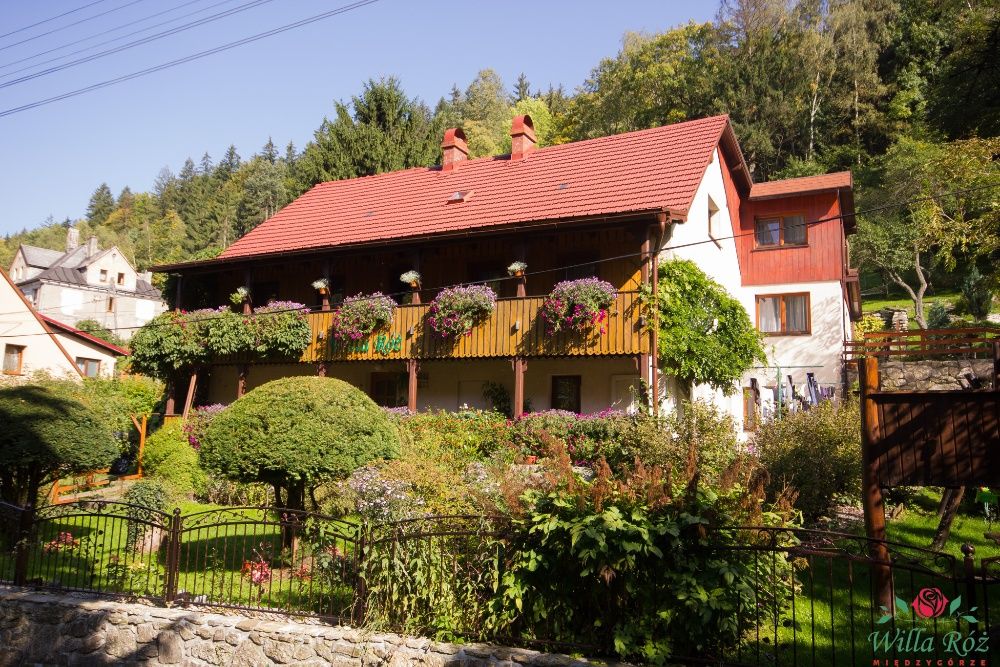 Wypoczynek w Międzygórzu. Basen, sauna, pokoje z łazienkami
