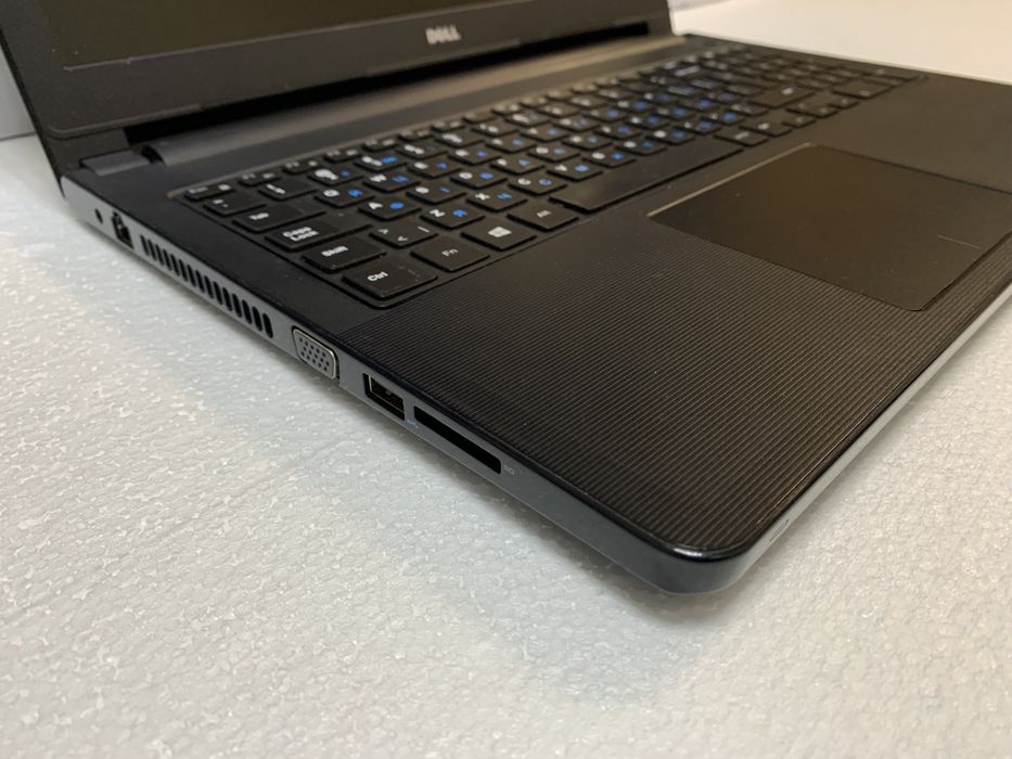 Ноутбук Dell Vostro 3558