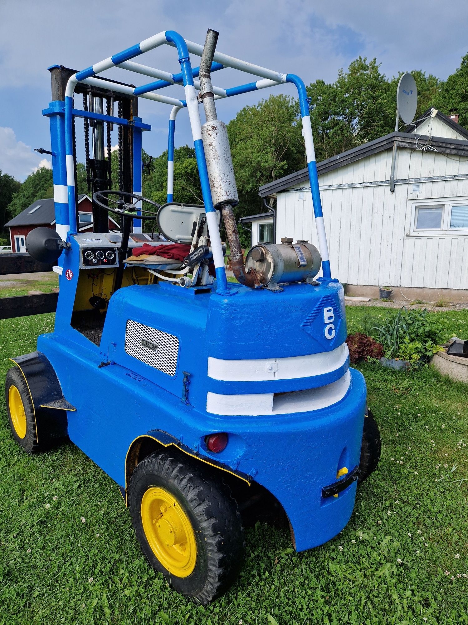 Wózek widłowy widlak BC  Clark 3.5t