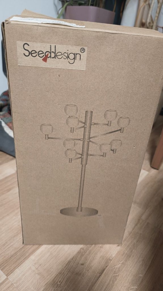 Stojąca lampa Seeddesign