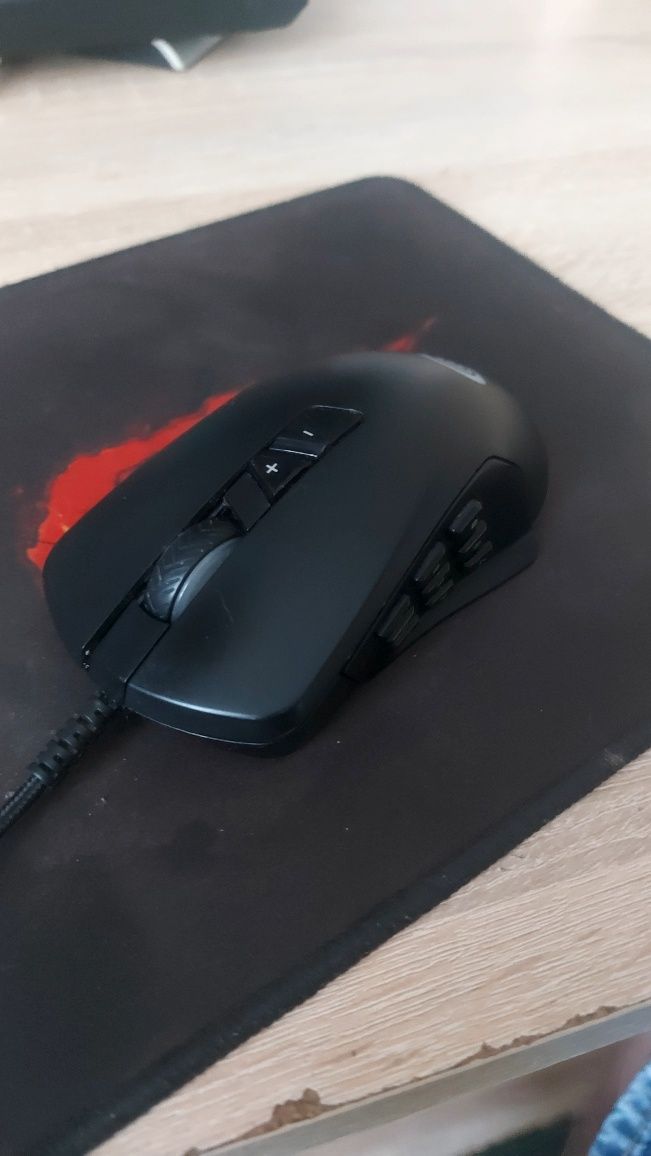 Myszak genesys xenon770