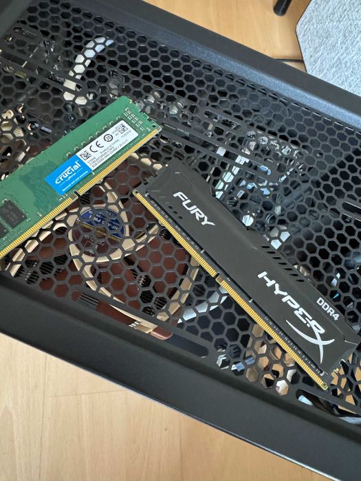 Intel i7 7700 + SSD 500GB + Noctua Cooler + Board MSI + RAM