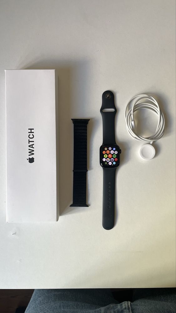 Apple Watch SE 2 (2ª geração) – 40 mm, GPS + Cellular, Cor Preto
