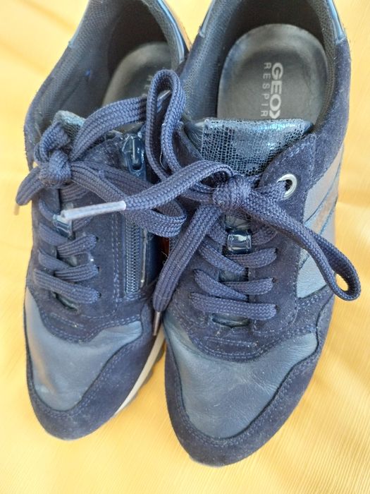Sapatilhas Geox azul escuro