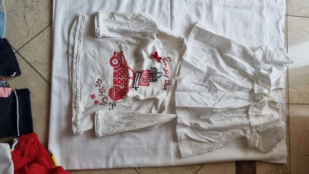 Roupa bebé 18- 24 meses menina