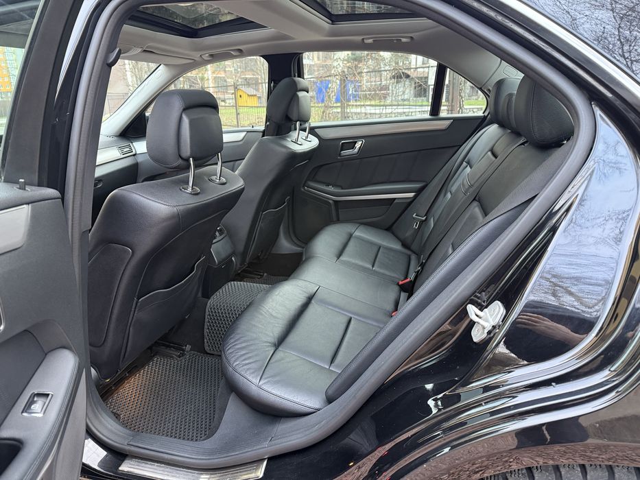 Mercedes-Benz w212  e200 cdi