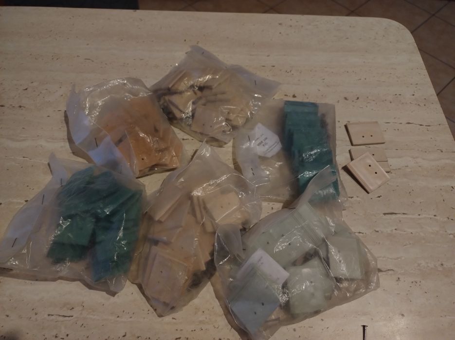 Podkładki stolarskie meblowe 102 szt