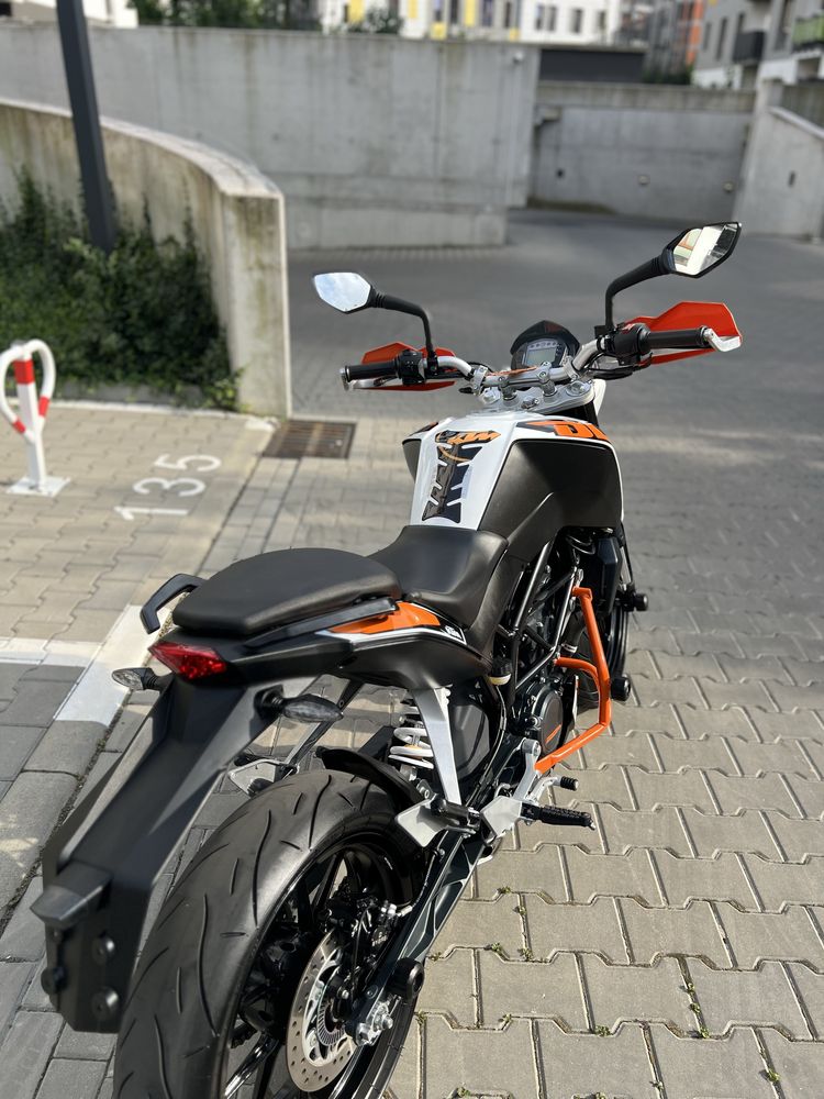 KTM Duke 125 ABS 2015