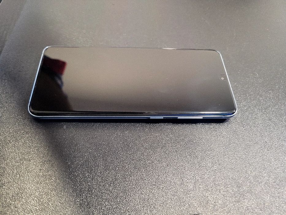 Samsung Galaxy S20 128 GB,  6 GB Ram RAM