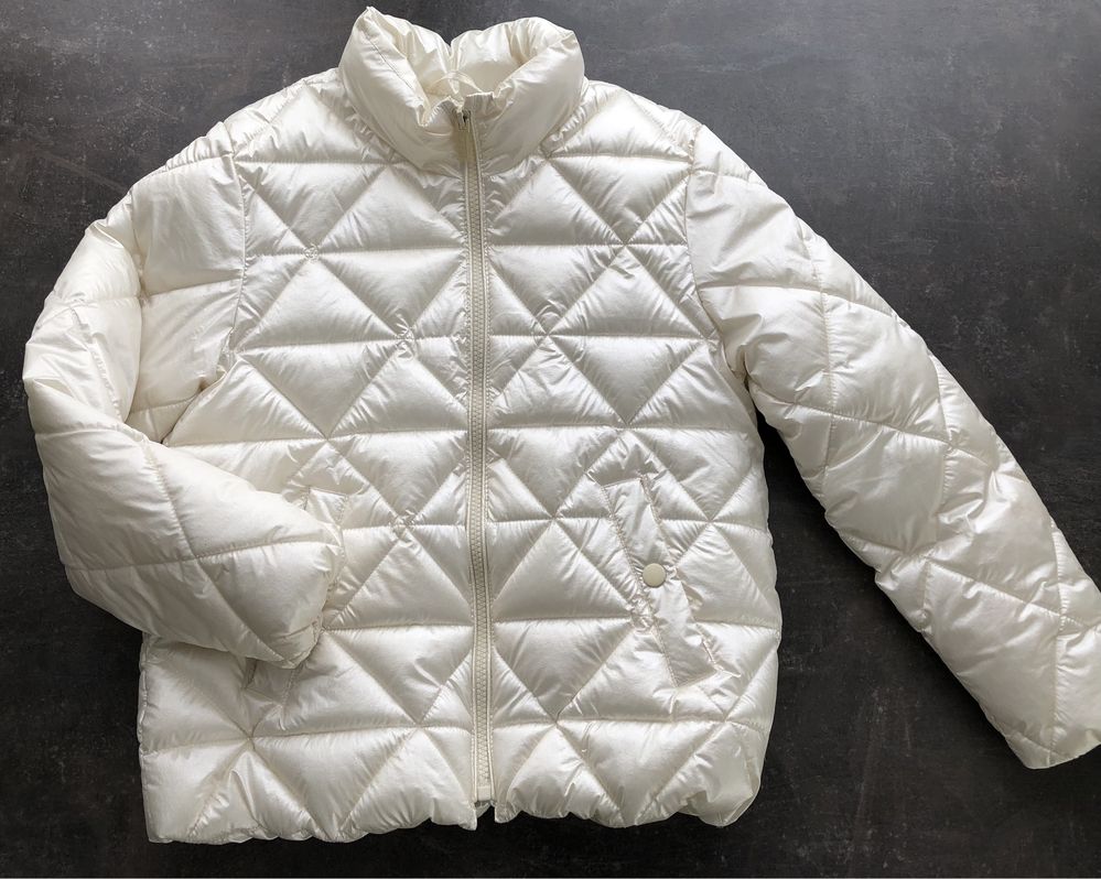 Zara куртка дитяча - 134 розмір( 9 років).