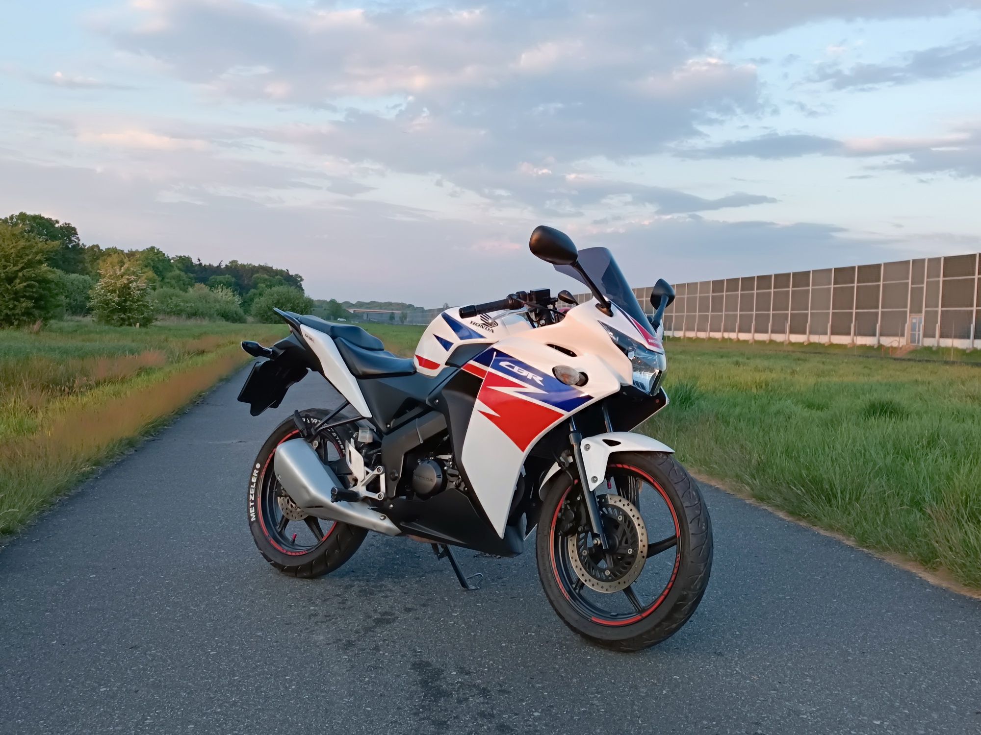 Honda CBR 125 R 2014r 17tyś przebiegu! Na wtrysku