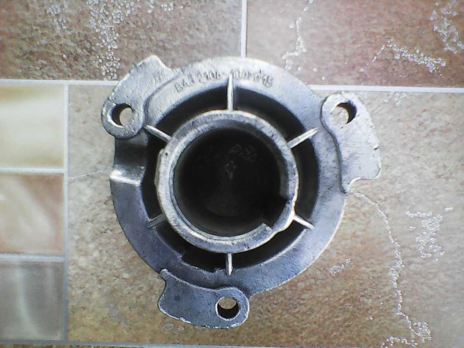 Продам поцинк. прицеп 750 кг