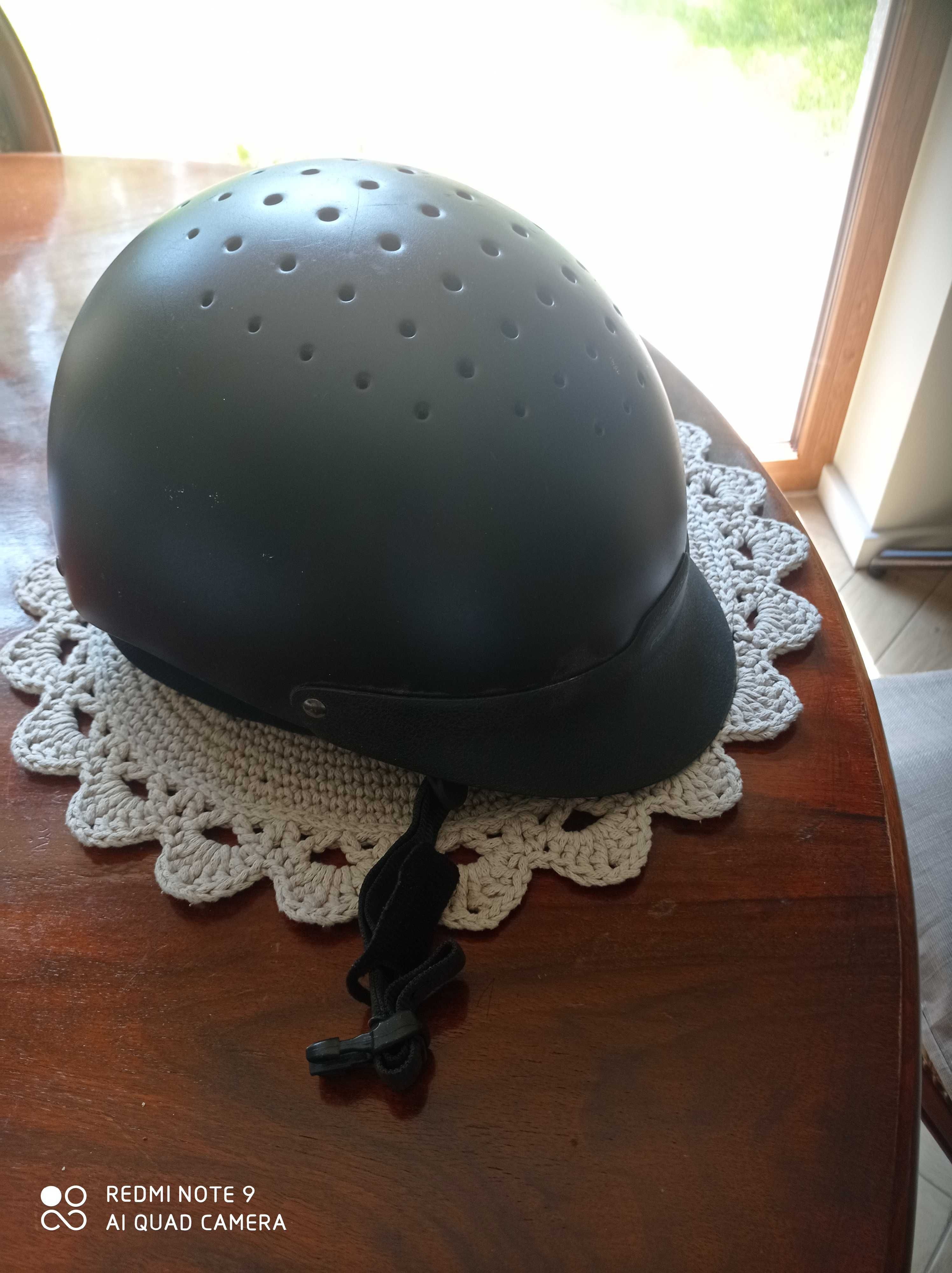 Kask jeździecki dla dzieci Fouganza S czarny