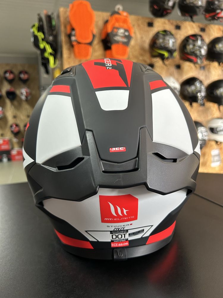 Kask motocyklowy MT Stinger rozmiary L oraz XL