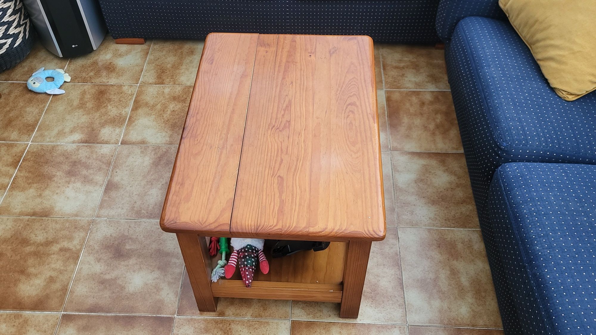 Vendo móvel de sala com 3 móveis