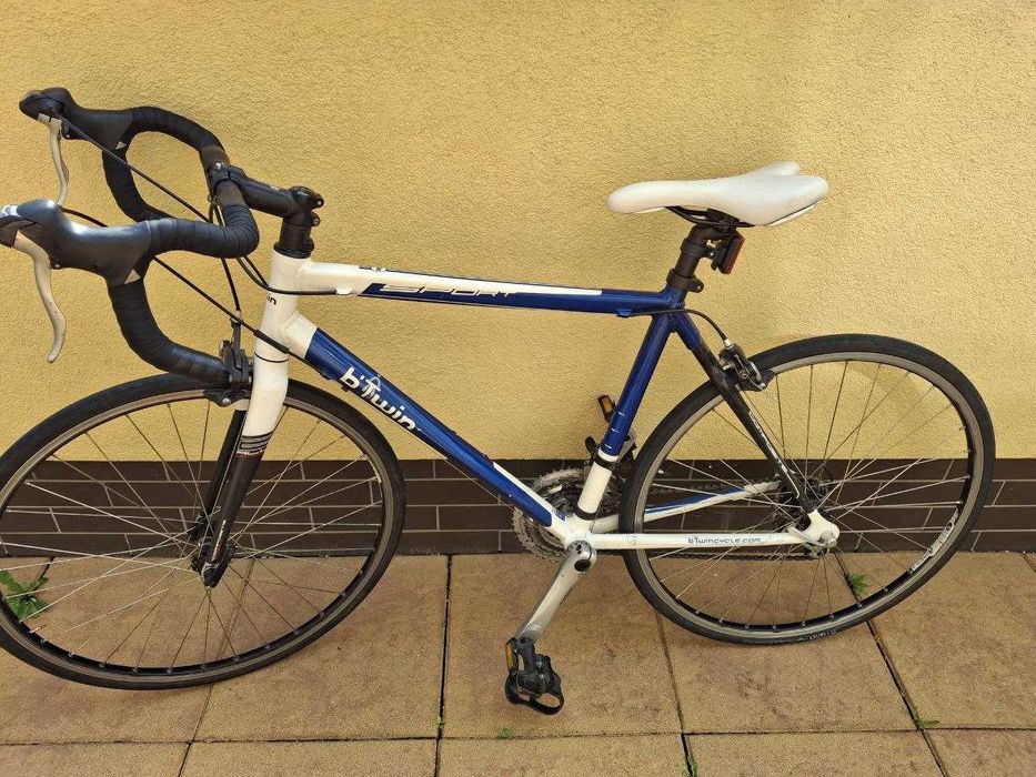 Rower szosowy B'Twin Triban 500