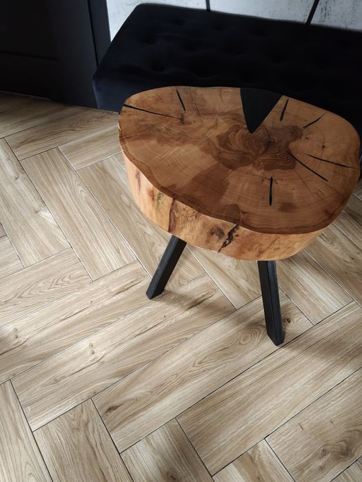 Stolik kawowy solidny