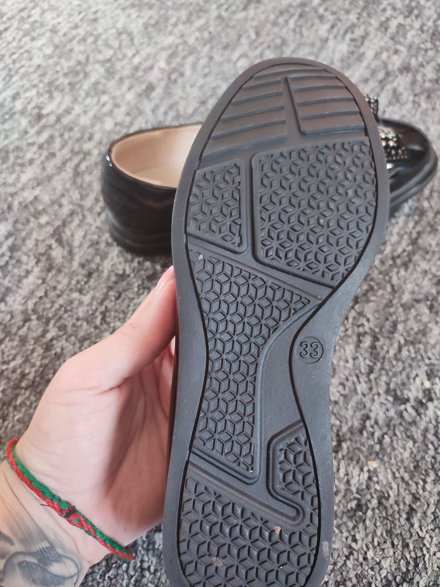 Лаковые туфли для девочки 33 р 19,5 см