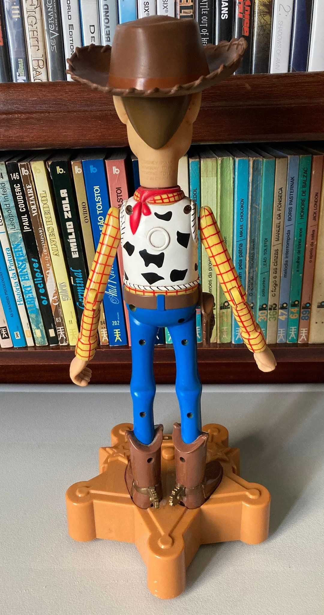 Figura Disney Pixar Toy Story - Woody [avariado]