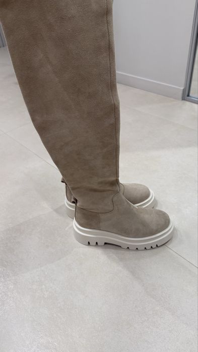 Ботфорти натуральний замш