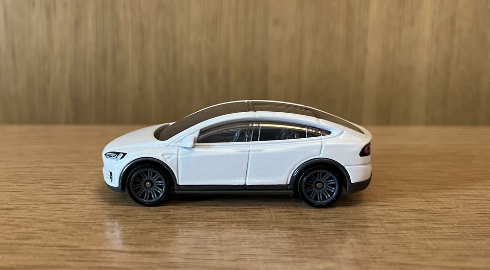 Matchbox Tesla Model X 2021 Mattel