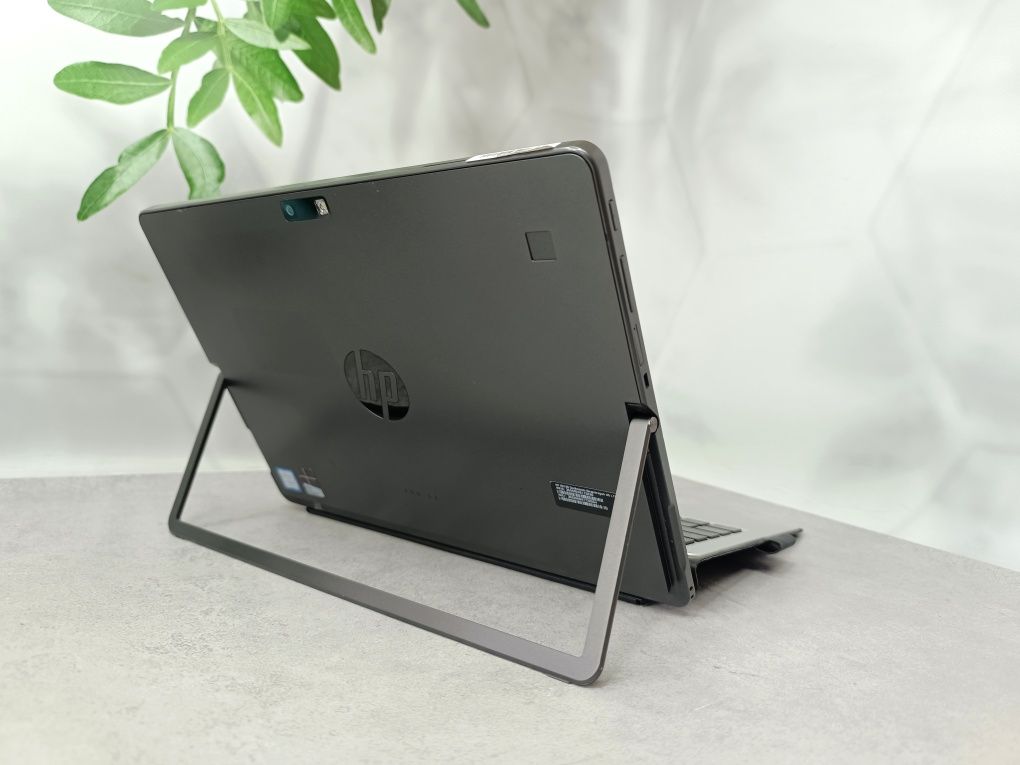 Планшетний ПК HP Pro x2 612 G2/i5-7Y54/8/128/12"/Full HD/IPS/Гарантія!