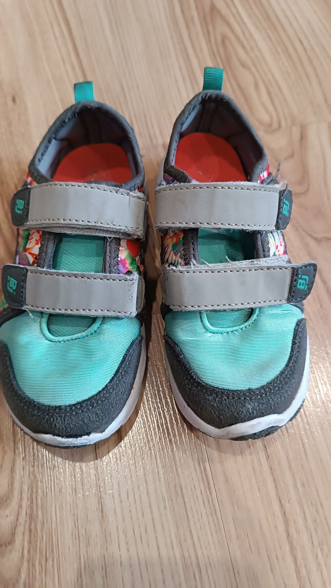 Buty sportowe dla dziewczynki Bejo r..26/27