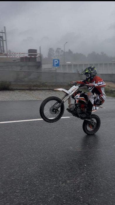 Vendo pit bike 125 rodas 17/14