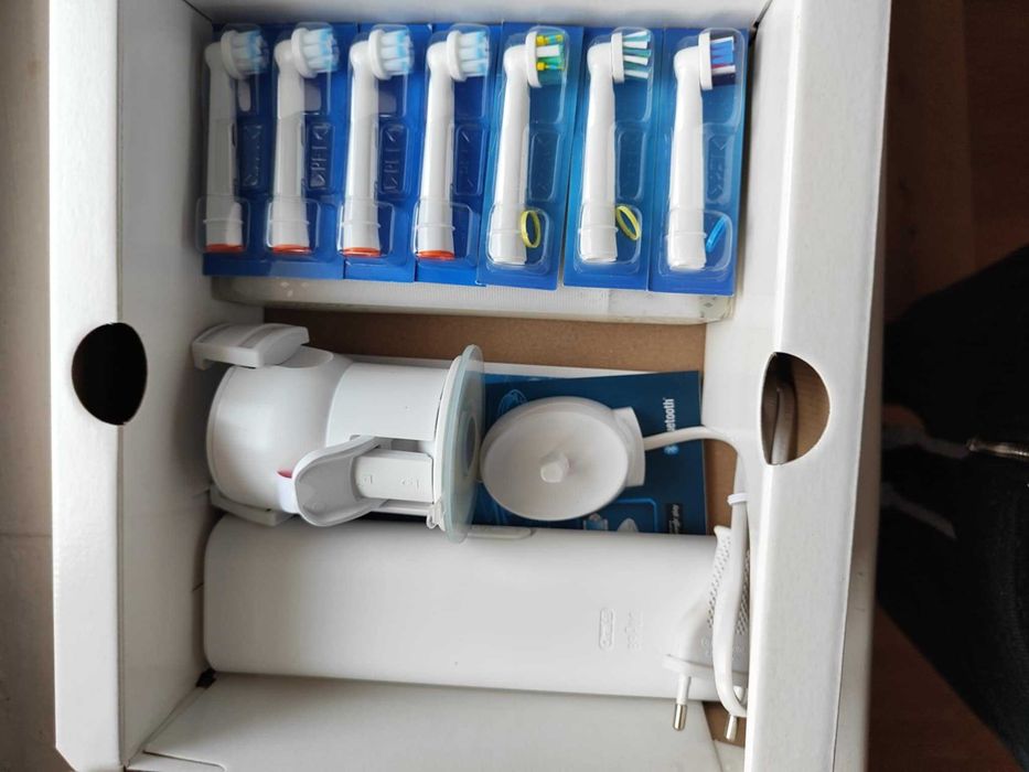 Oral-B Genius 9300 Rose Gold