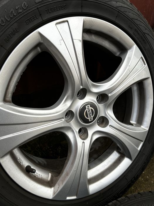 Диски Nissan R17 5x114,3 7j