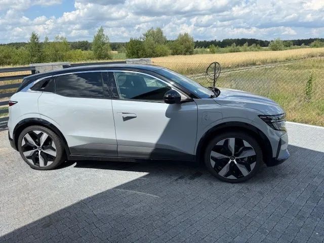 Renault Megane Renault Megane E-TECH 60 ICONIC 2023