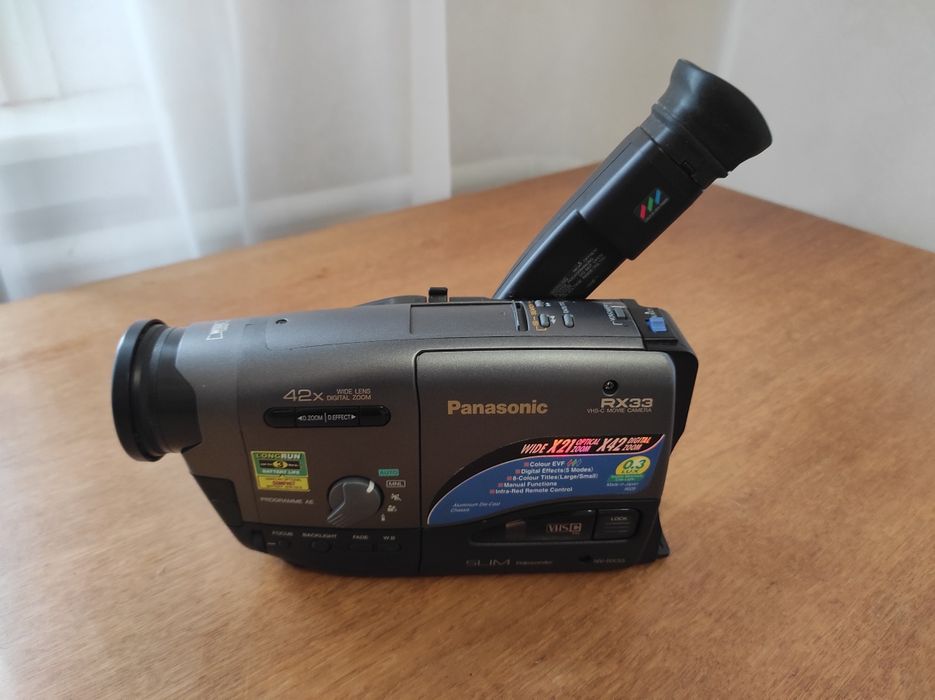 Продам відеокамеру Panasonic