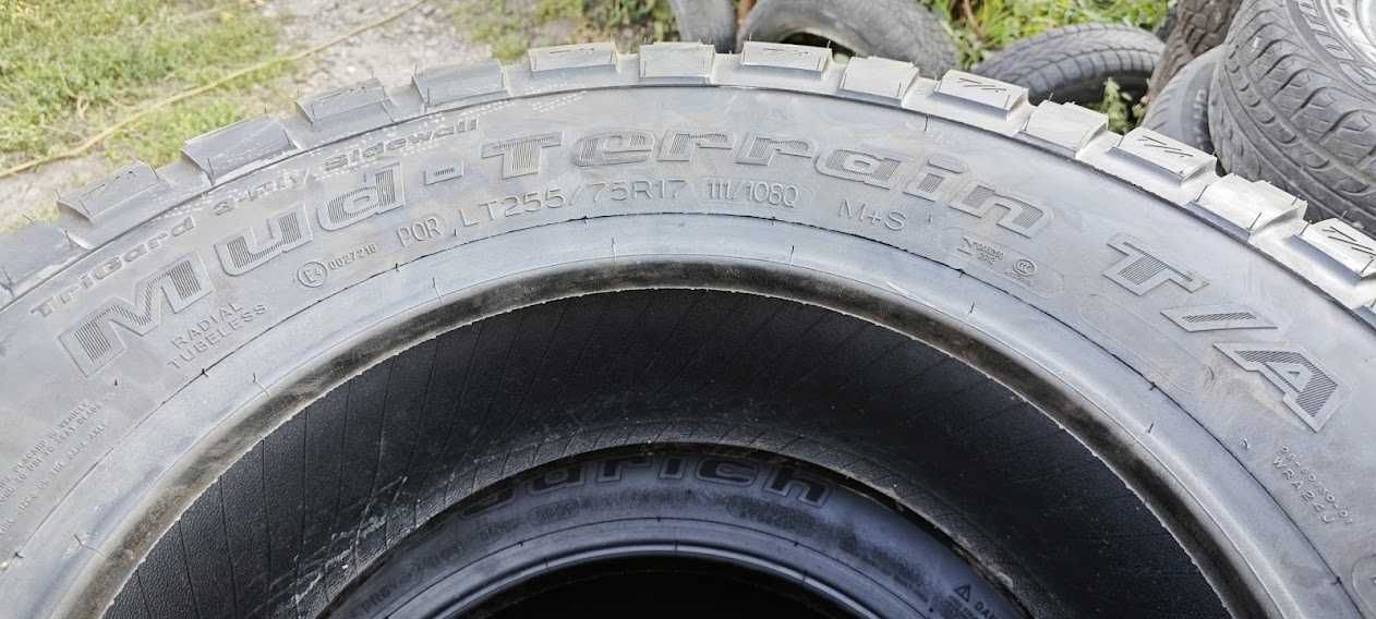 BFGoodrich MUD TERRAIN T/A KM2 255/75 r17