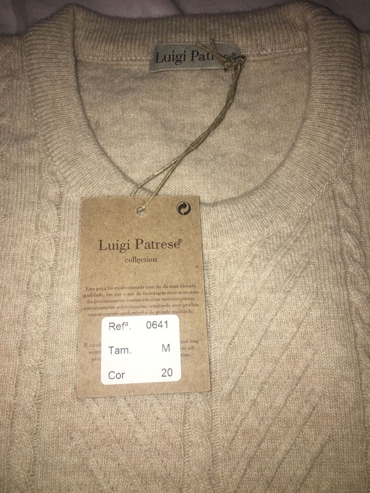Camisola nova com etiqueta
