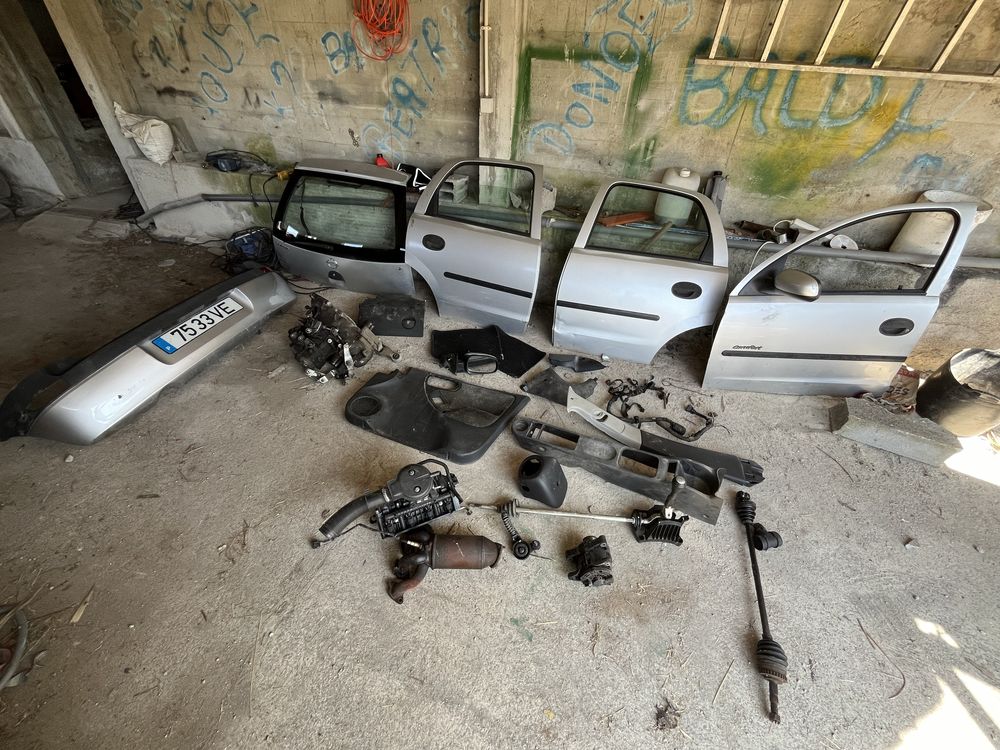 Vendo peças opel corsa c 1200