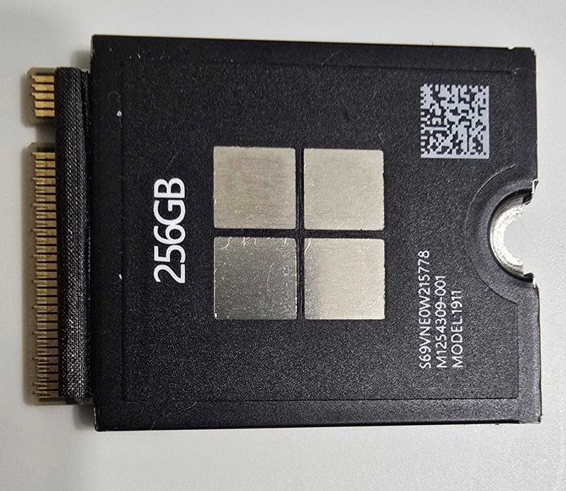 Жорсткий диск SSD M2 2230 Samsung 256 Гб (нароботка 130 годин)