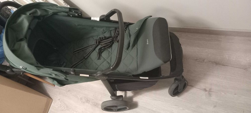 Wozek Carrello Bravo - 22 kg | Spring Green