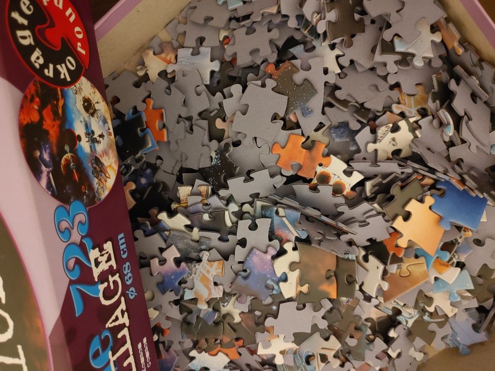 Puzzle okrągłe 723 elementy