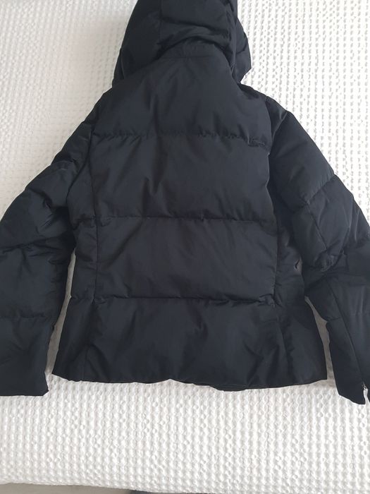 Пуховик розміром S-M
