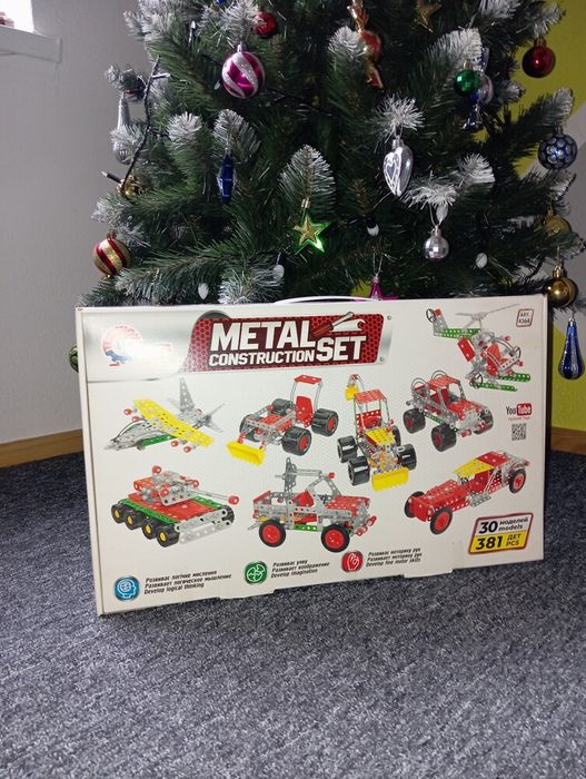 Продам конструктор металічний